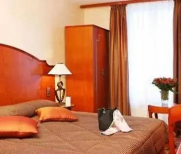 Muguet Hotel 3*