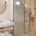 فندق موجيت باريس